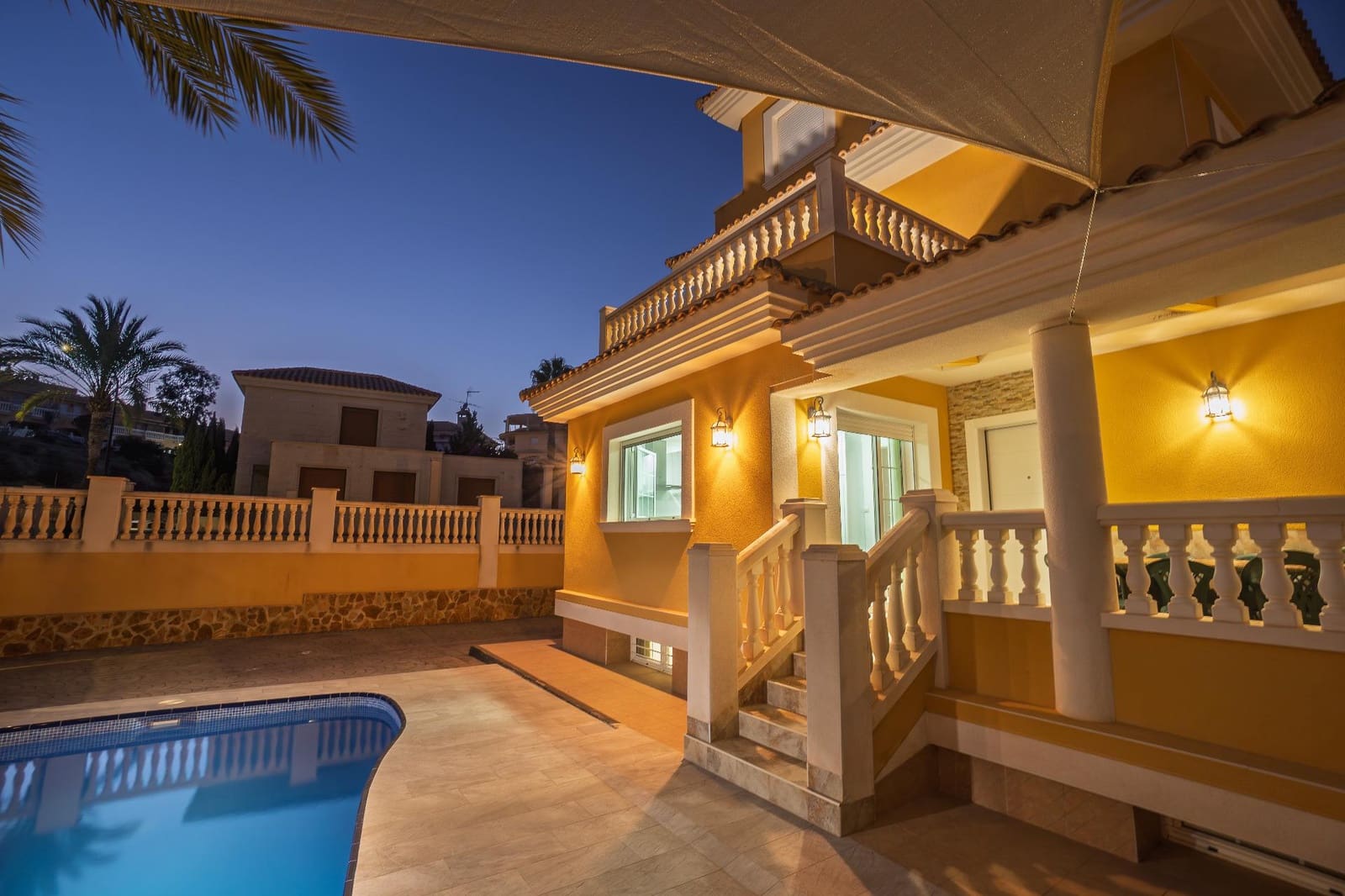 5 sypialnia Willa na sprzedaż w El Campello - 800 000 € (Ref: 9449018)