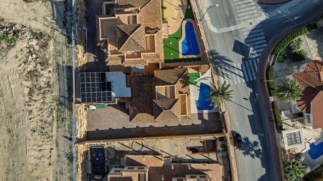 5 sypialnia Willa na sprzedaż w El Campello - 800 000 € (Ref: 9449018)