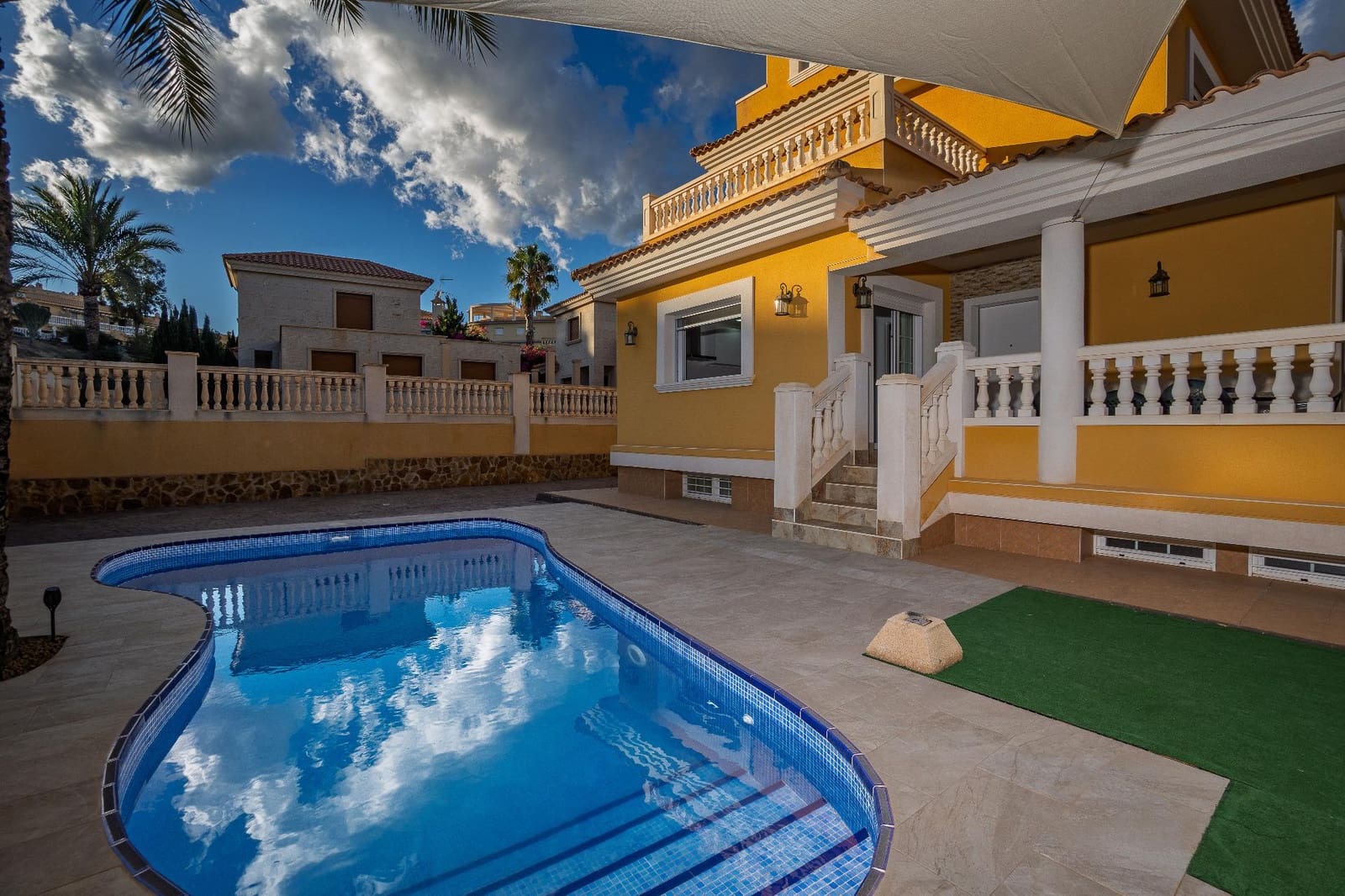 5 sypialnia Willa na sprzedaż w El Campello - 800 000 € (Ref: 9449018)