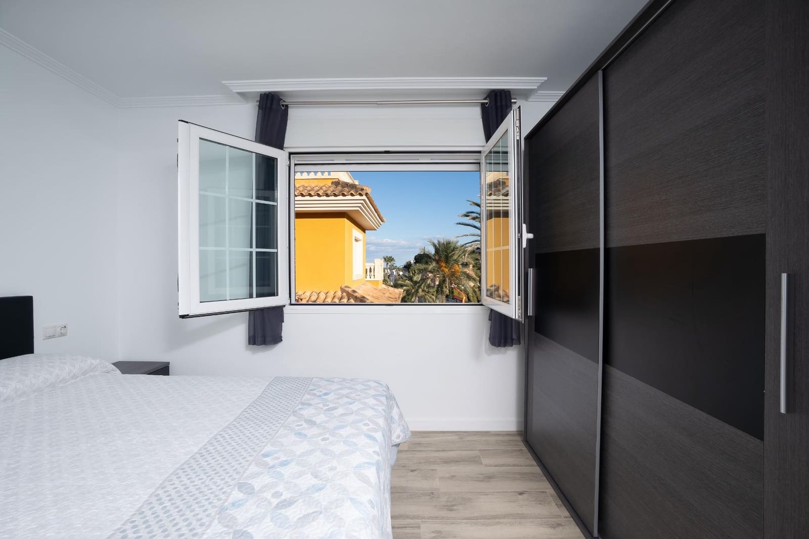 5 chambre Villa/Maison à vendre à El Campello - 870 000 € (Ref: 9449018)