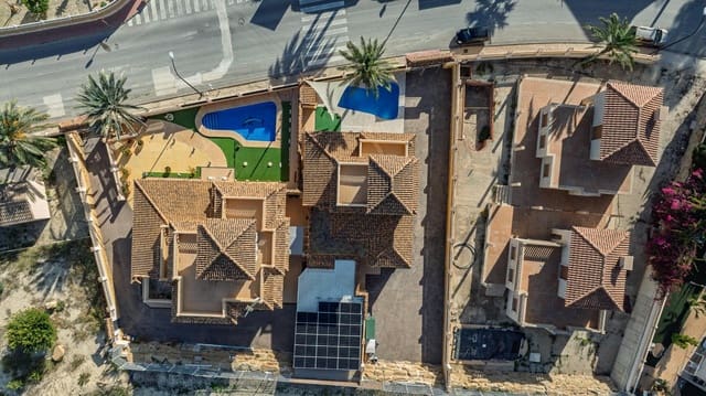 5 chambre Villa/Maison à vendre à El Campello - 870 000 € (Ref: 9449018)