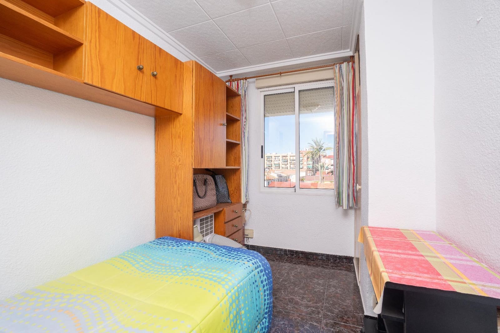 3 quarto Apartamento para venda em Elche / Elx - 94 900 € (Ref: 9449020)