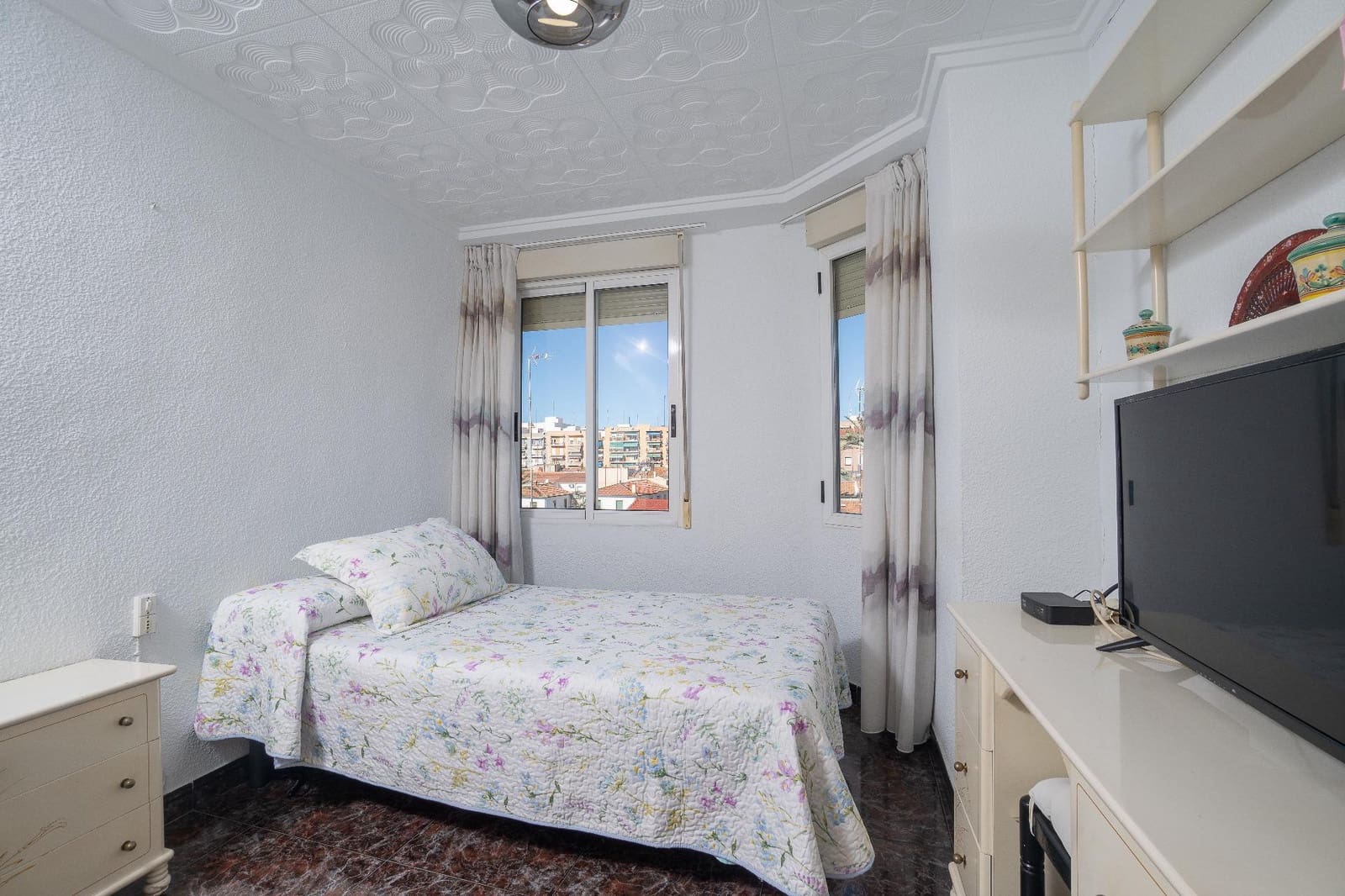 3 quarto Apartamento para venda em Elche / Elx - 94 900 € (Ref: 9449020)