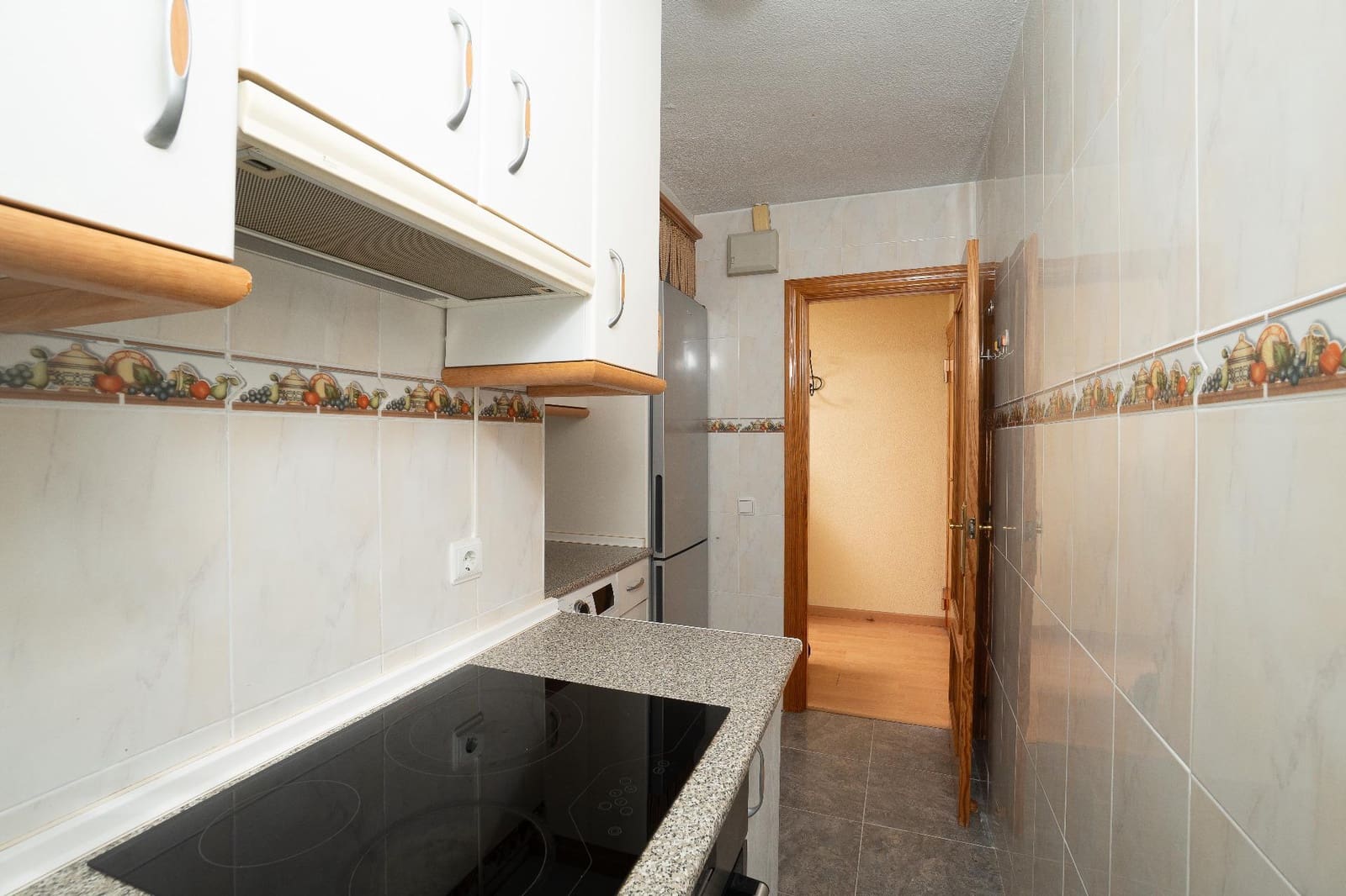 3 soveværelse Lejlighed til salg i Alicante by - € 125.000 (Ref: 9452076)