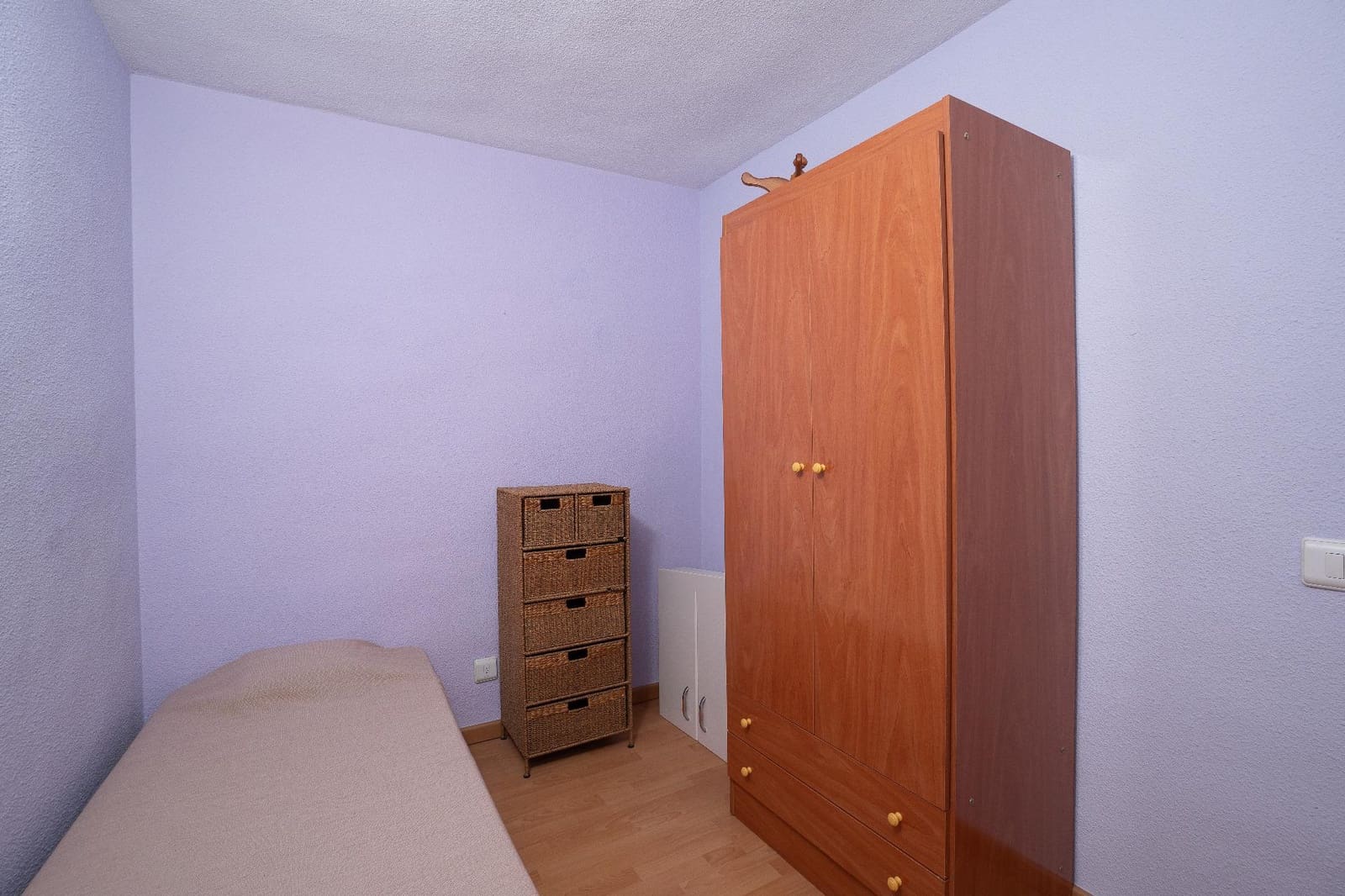 3 soveværelse Lejlighed til salg i Alicante by - € 125.000 (Ref: 9452076)