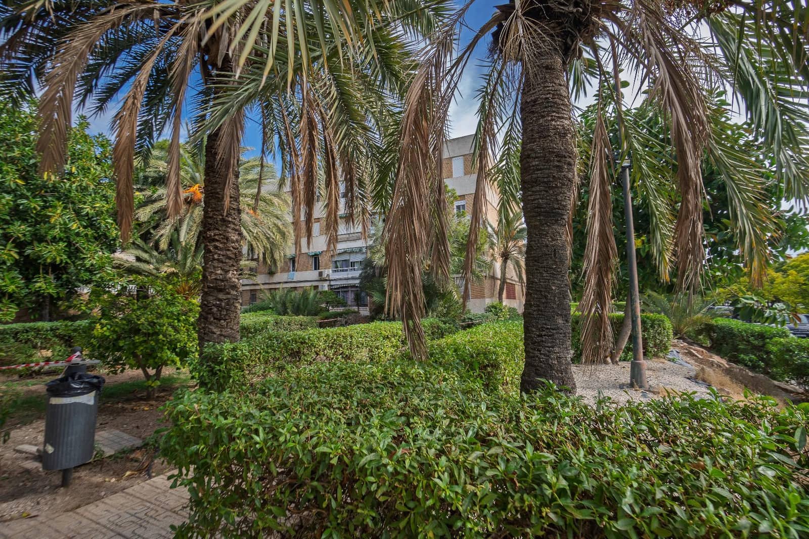 3 soveværelse Lejlighed til salg i Alicante by - € 125.000 (Ref: 9452076)