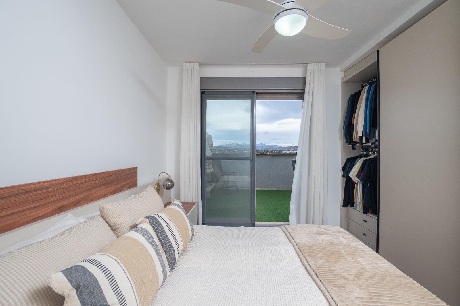 3 Zimmer Penthouse zu verkaufen in Elche / Elx - 298.000 € (Ref: 9456193)