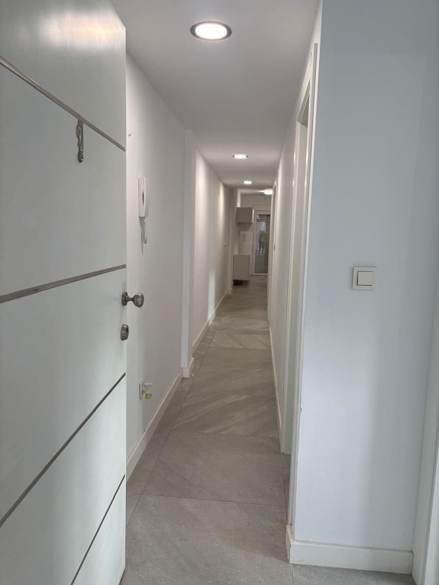 3 quarto Apartamento para arrendar em Gran Alacant com piscina - 1 200 € (Ref: 9462024)