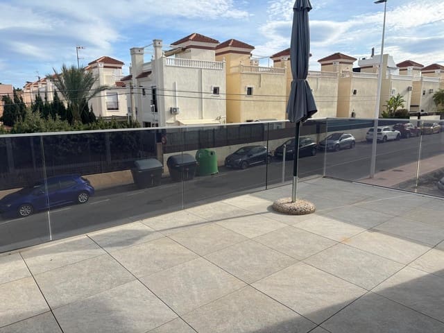 3 quarto Apartamento para arrendar em Gran Alacant, Santa Pola com piscina - 1 200 € (Ref: 9462024)