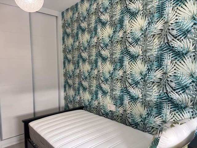 3 quarto Apartamento para arrendar em Gran Alacant, Santa Pola com piscina - 1 200 € (Ref: 9462024)