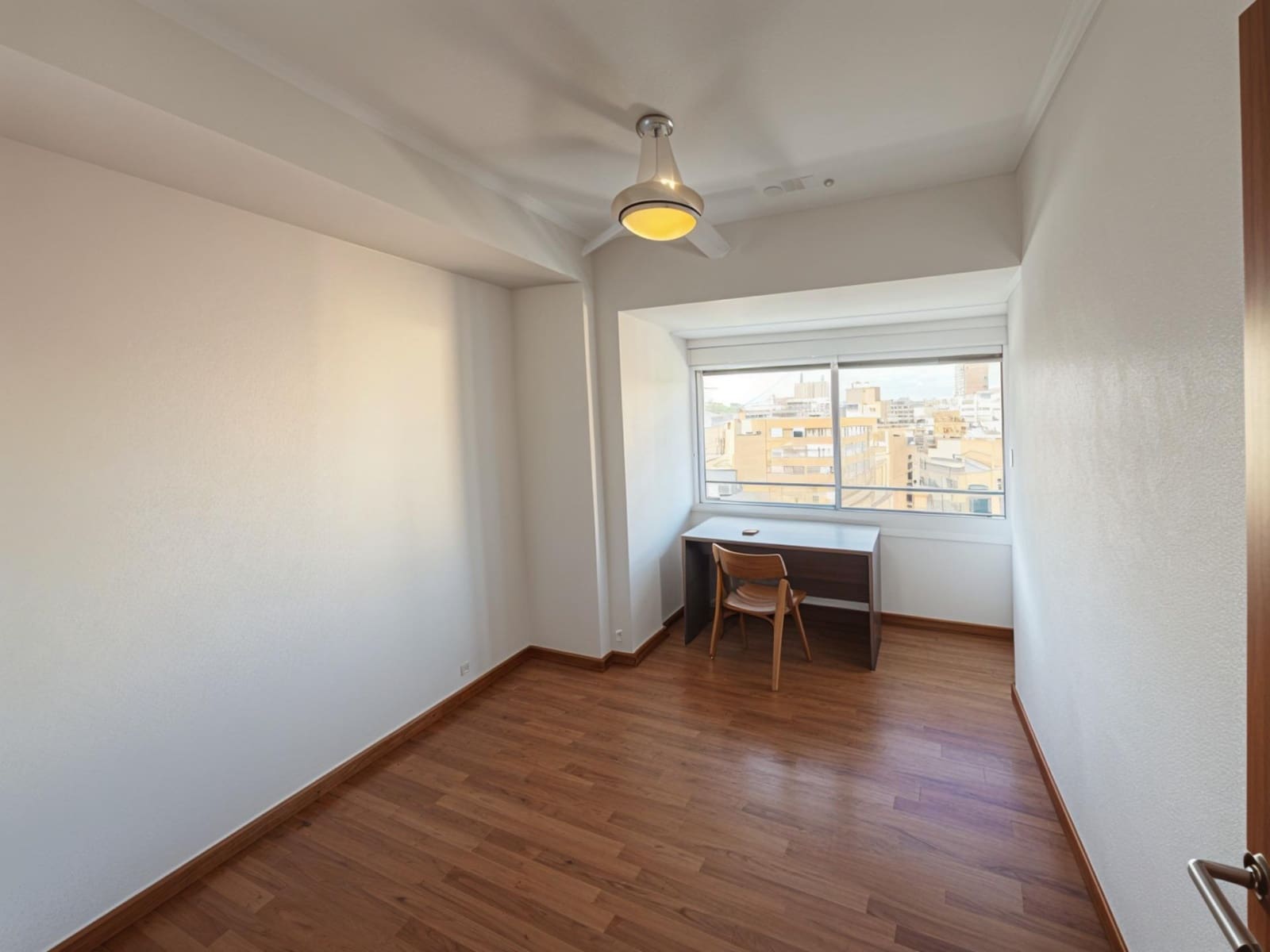 4 camera da letto Appartamento da affittare in Alicante citta - 1.400 € (Rif: 9465593)