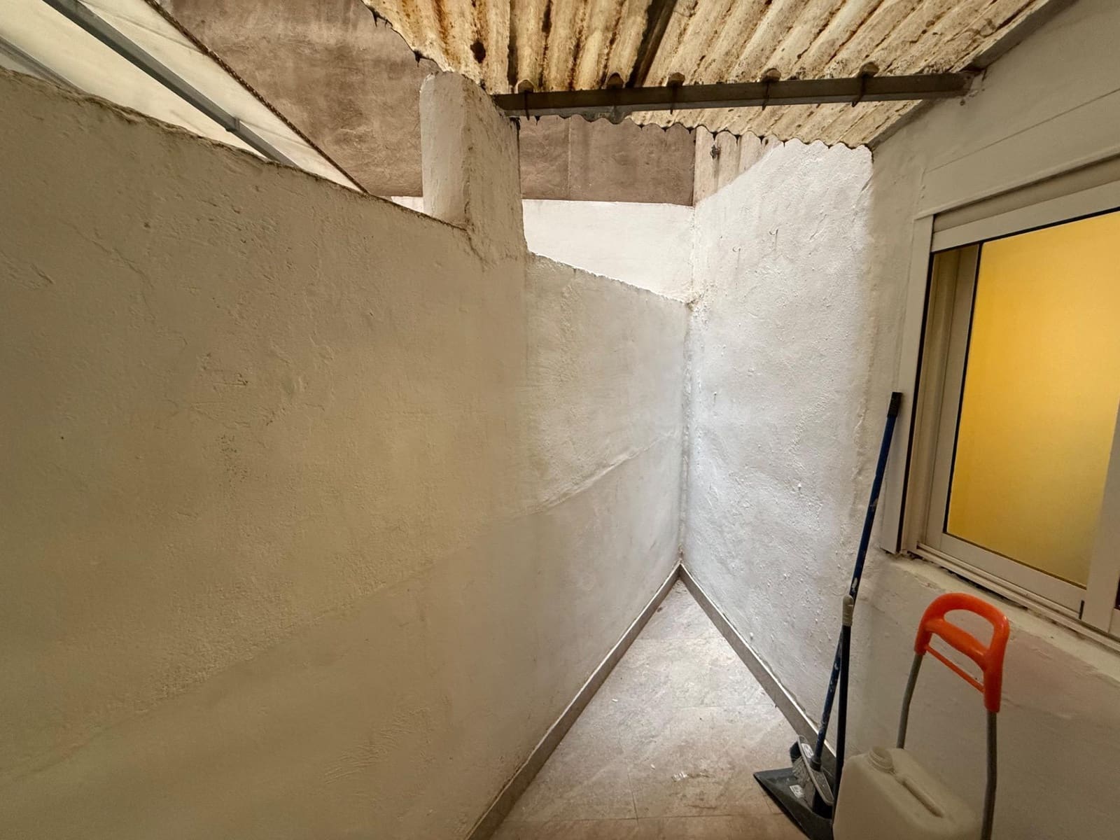 3 soverom Leilighet til leie i Alicante by - € 950 (Ref: 9470361)