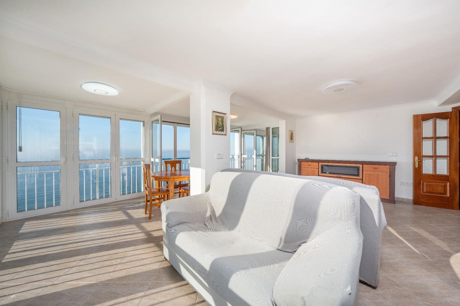 2 bedroom Flat for rent in Benidorm - € 1,790 (Ref: 9470982)