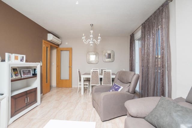 3 bedroom Flat for sale in Monóvar / Monóver with garage - € 120,000 (Ref: 9476094)