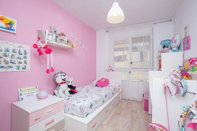 3 bedroom Flat for sale in Monóvar / Monóver with garage - € 120,000 (Ref: 9476094)