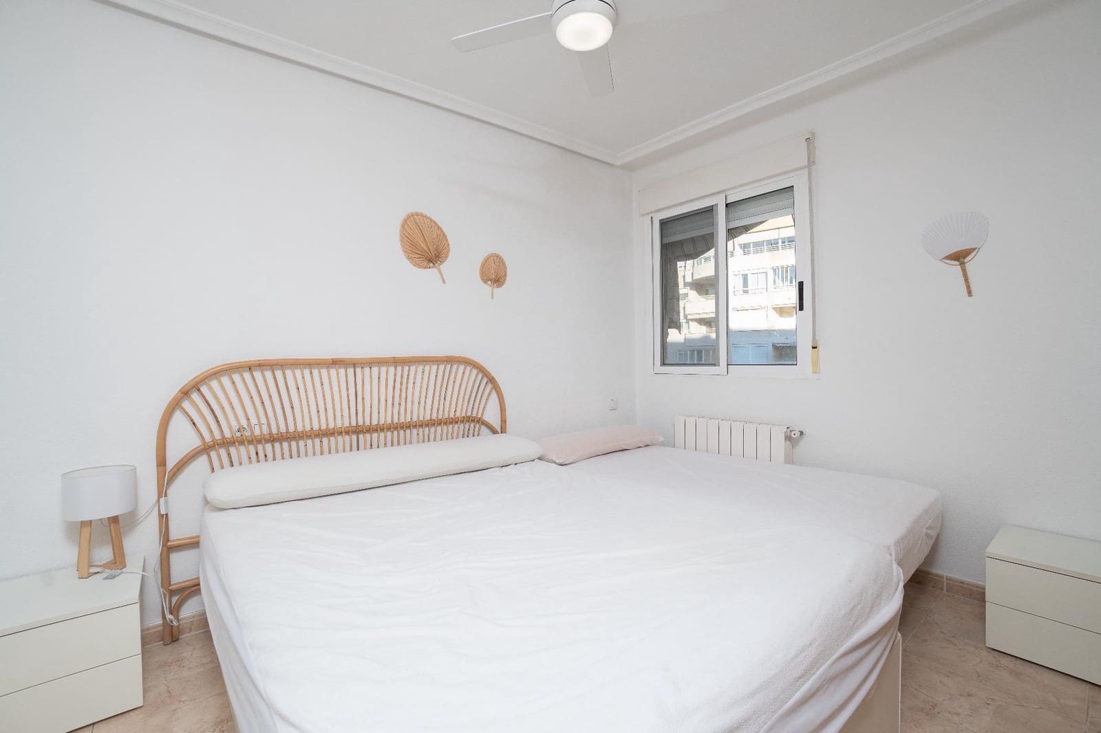 2 soveværelse Lejlighed til salg i Playa de San Juan med swimmingpool - € 289.000 (Ref: 9482013)