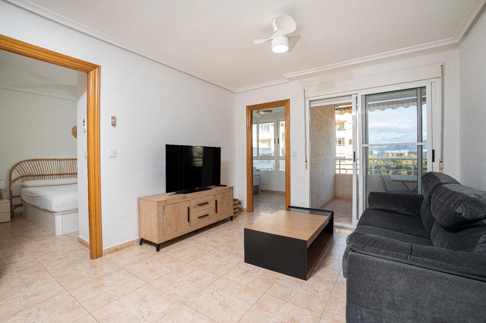 2 soveværelse Lejlighed til salg i Playa de San Juan med swimmingpool - € 289.000 (Ref: 9482013)