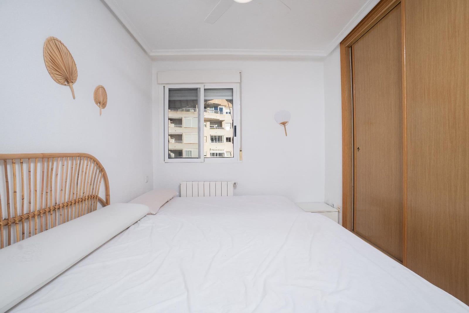 2 soveværelse Lejlighed til salg i Playa de San Juan med swimmingpool - € 289.000 (Ref: 9482013)