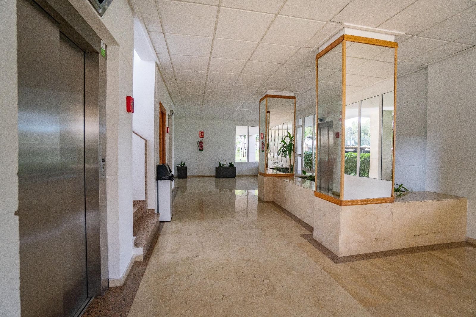 2 soveværelse Lejlighed til salg i Playa de San Juan med swimmingpool - € 289.000 (Ref: 9482013)