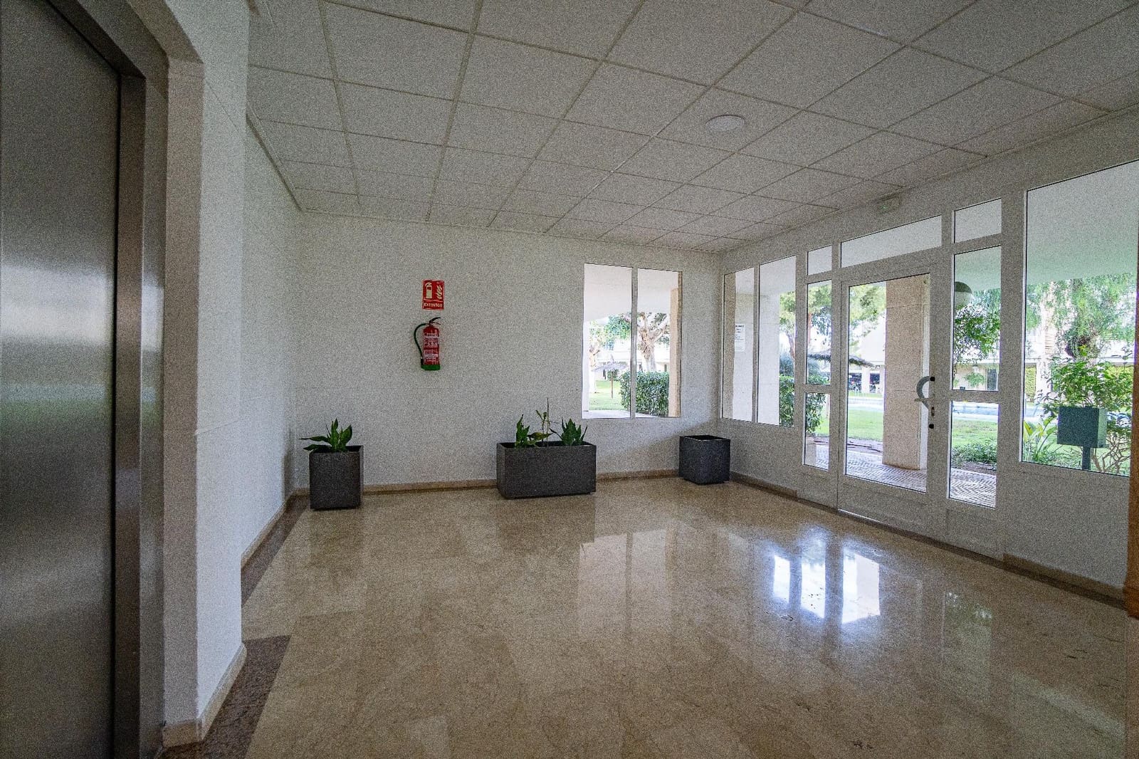 2 soveværelse Lejlighed til salg i Playa de San Juan med swimmingpool - € 289.000 (Ref: 9482013)