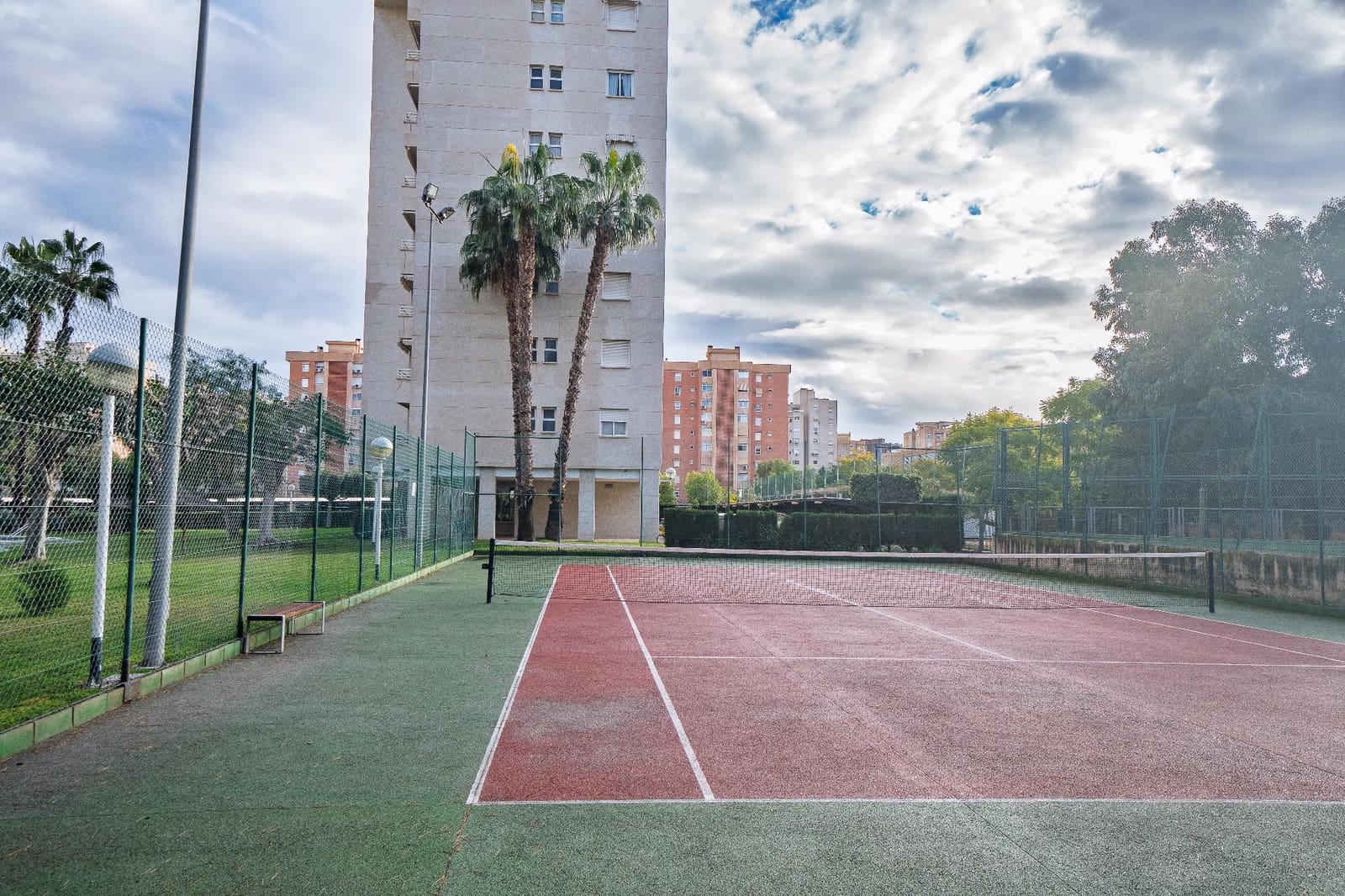 2 soveværelse Lejlighed til salg i Playa de San Juan med swimmingpool - € 289.000 (Ref: 9482013)