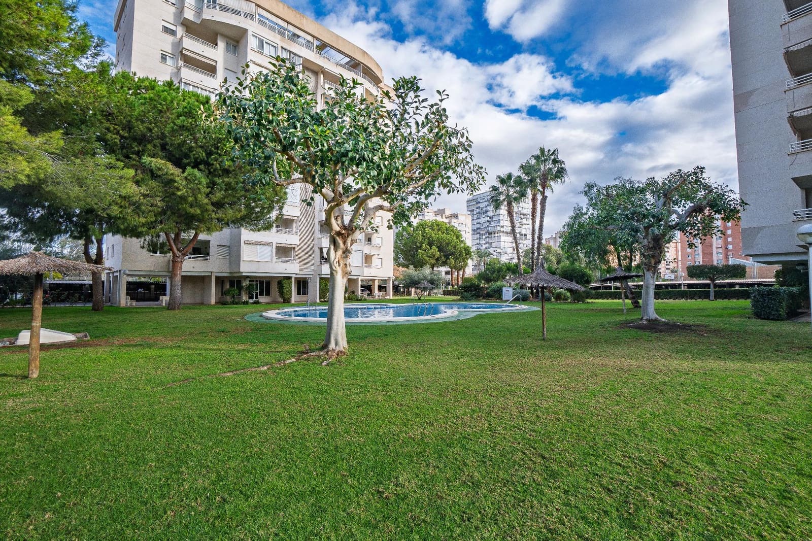 2 soveværelse Lejlighed til salg i Playa de San Juan med swimmingpool - € 289.000 (Ref: 9482013)