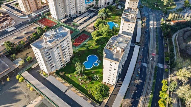 2 soveværelse Lejlighed til salg i Playa de San Juan, Alicante by med swimmingpool - € 289.000 (Ref: 9482013)