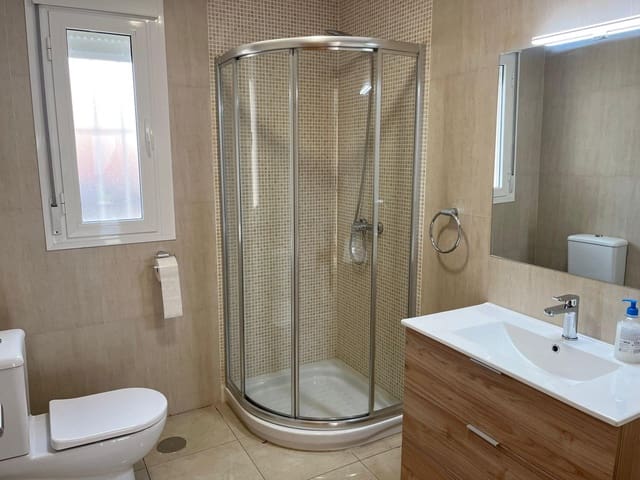 3 bedroom Villa for rent in Busot with pool garage - € 1,600 (Ref: 9491289)