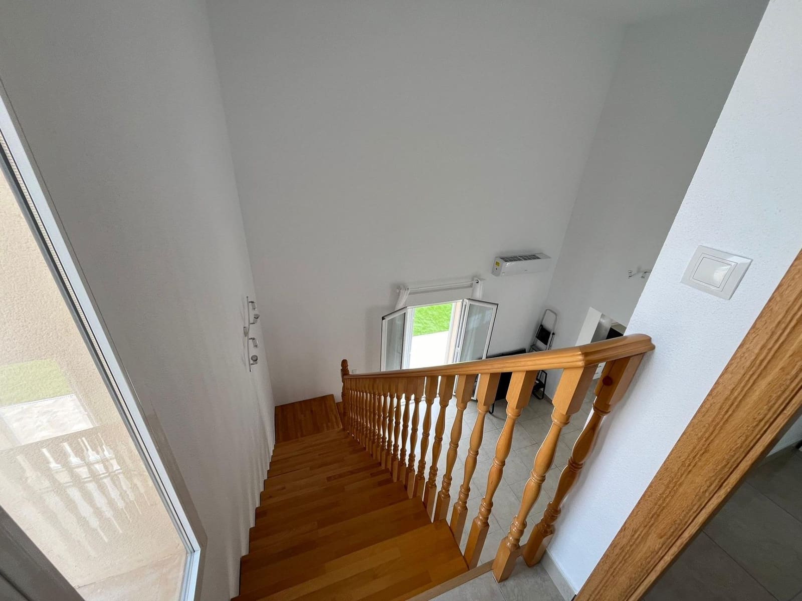 3 bedroom Villa for rent in Busot with pool garage - € 1,600 (Ref: 9491289)