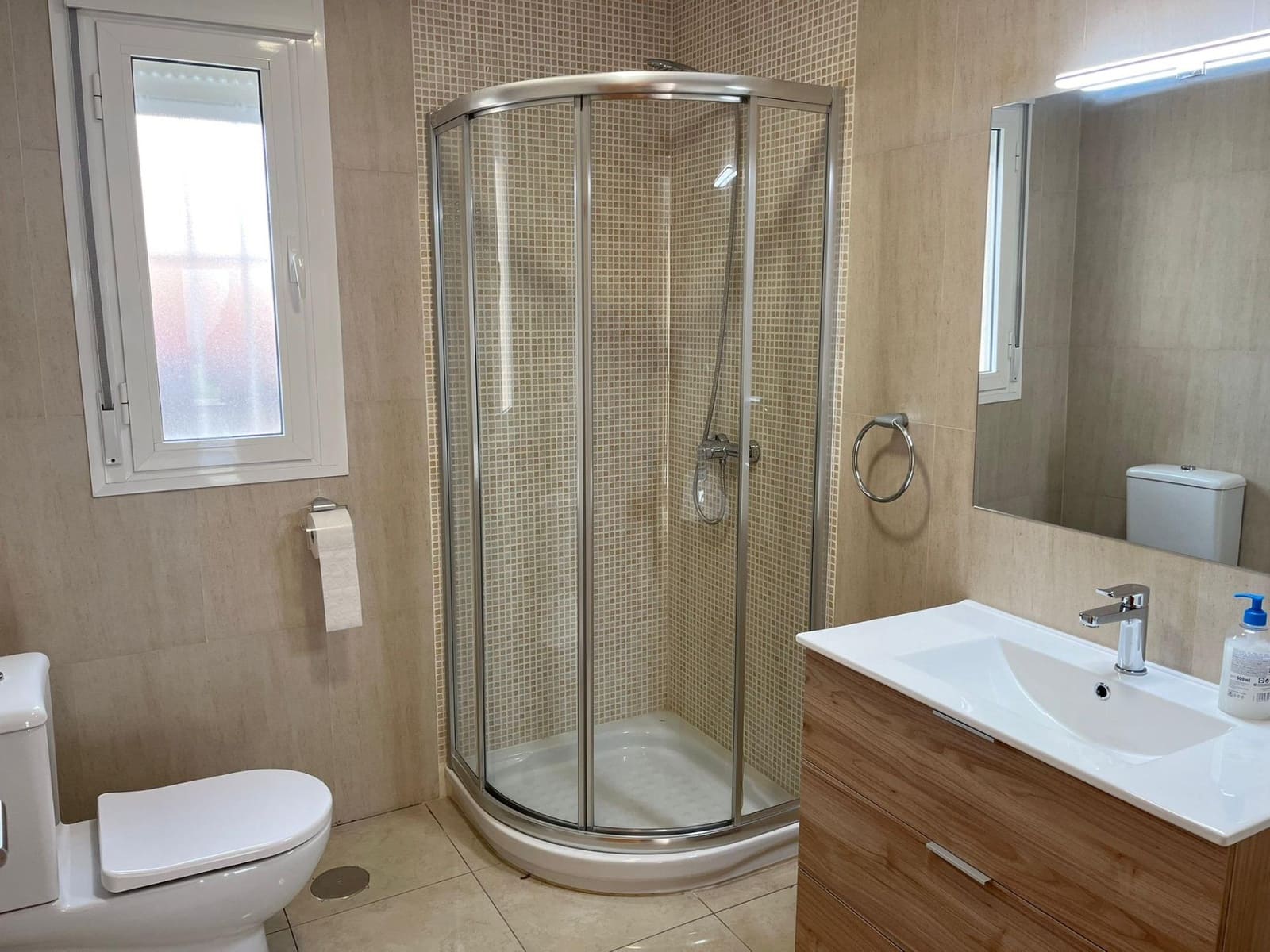 3 bedroom Villa for rent in Busot with pool garage - € 1,600 (Ref: 9491289)