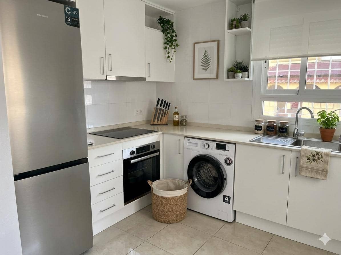 3 bedroom Villa for rent in Busot with pool garage - € 1,600 (Ref: 9491289)