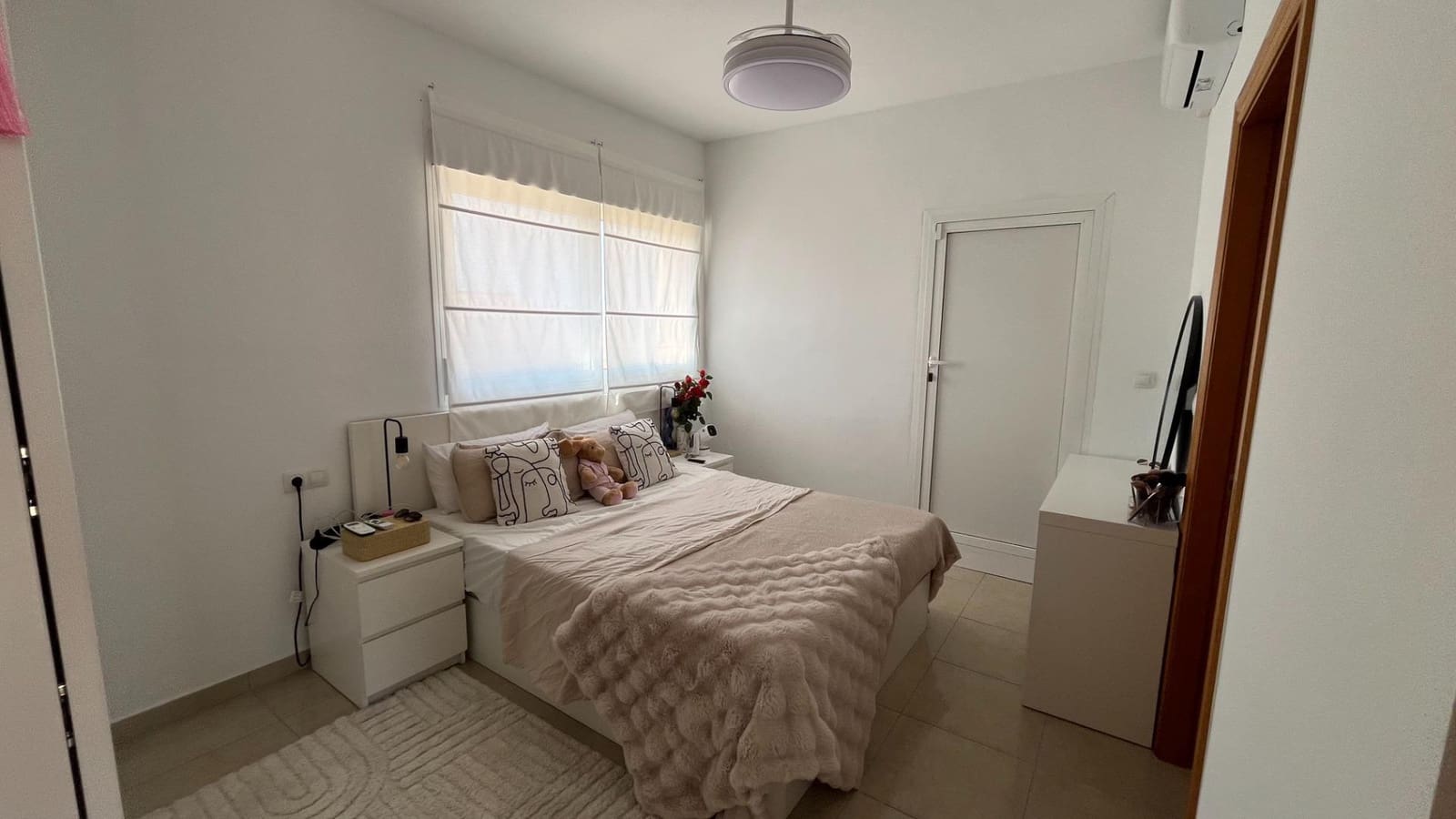 3 bedroom Villa for rent in Busot with pool garage - € 1,900 (Ref: 9491289)
