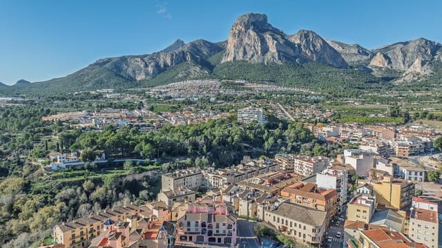 Apartamento de 2 habitaciones en Polop en venta - 149.990 € (Ref: 9494550)