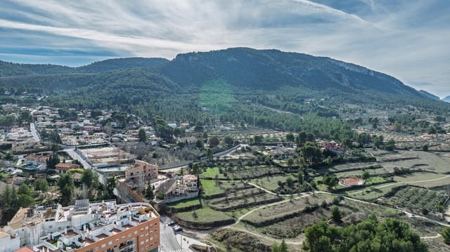 Piso de 4 habitaciones en Biar en venta - 84.900 € (Ref: 9497150)