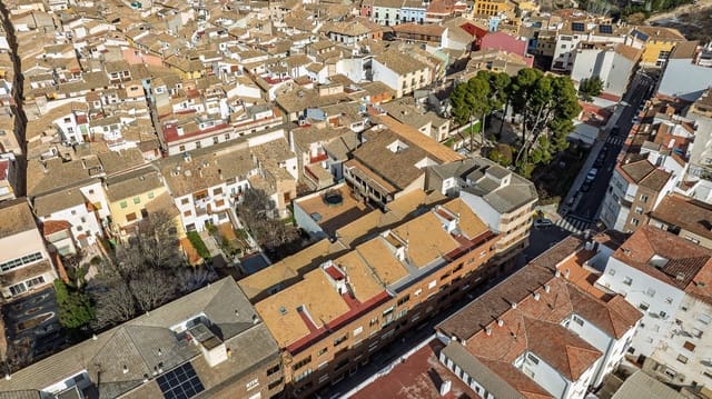 Piso de 4 habitaciones en Biar en venta - 84.900 € (Ref: 9497150)