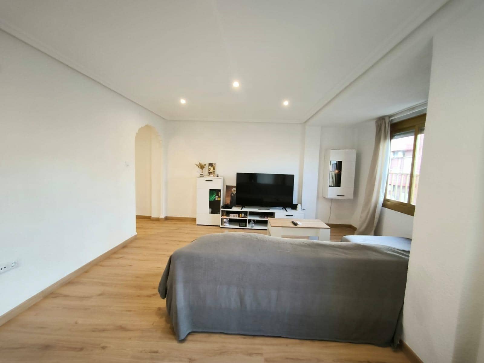 3 bedroom Flat for sale in Elche / Elx - € 109,000 (Ref: 9502227)