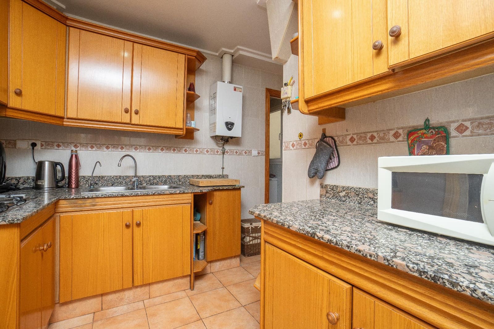 3 bedroom Flat for sale in Elche / Elx - € 129,900 (Ref: 9524251)