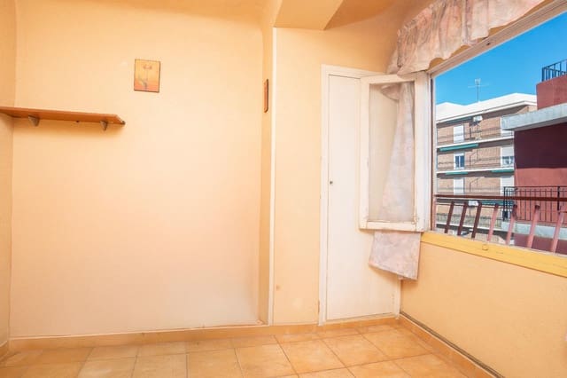 3 soveværelse Lejlighed til salg i Elche / Elx - € 129.900 (Ref: 9524251)