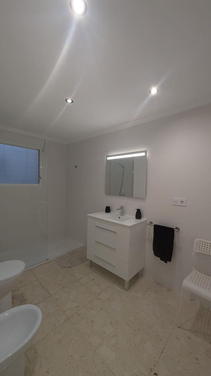 2 sypialnia Mieszkanie do wynajęcia w Elche / Elx - 700 € (Ref: 9524252)