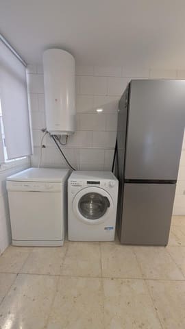 2 sypialnia Mieszkanie do wynajęcia w Elche / Elx - 700 € (Ref: 9524252)