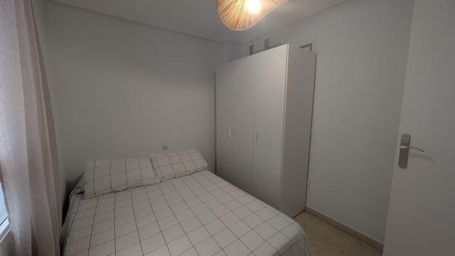 2 sypialnia Mieszkanie do wynajęcia w Elche / Elx - 700 € (Ref: 9524252)