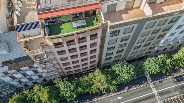 3 soveværelse Lejlighed til salg i Mercado, Alicante by med garage - € 550.000 (Ref: 9524253)