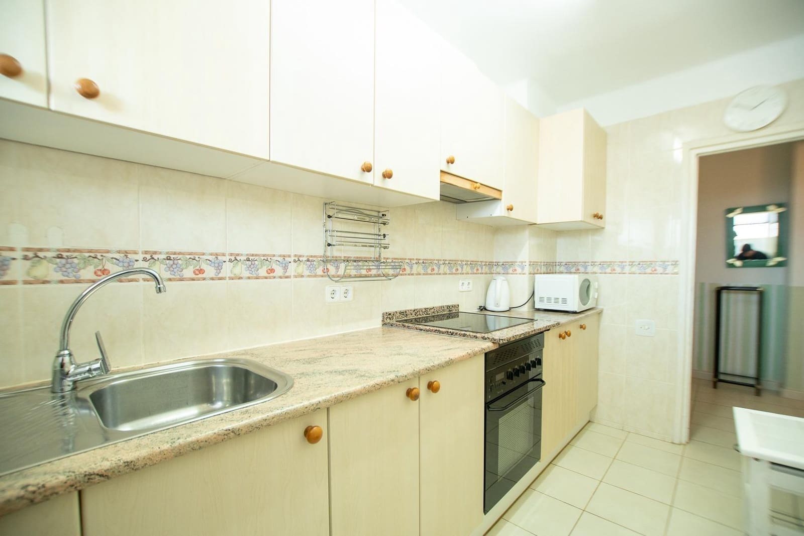 Apartamento de 2 habitaciones en Arenal en alquiler con piscina garaje - 1.100 € (Ref: 9524254)