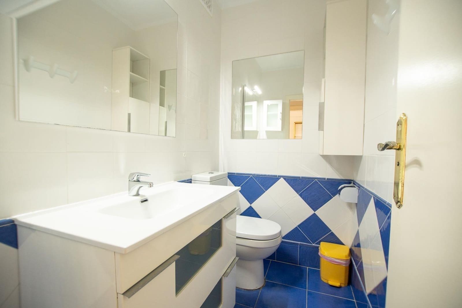 Apartamento de 2 habitaciones en Arenal en alquiler con piscina garaje - 1.100 € (Ref: 9524254)