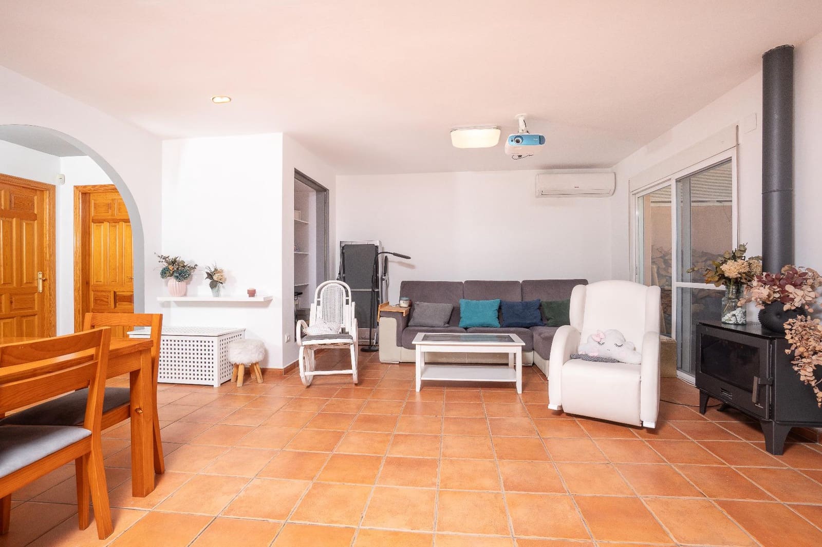 5 bedroom Penthouse for sale in Muchamiel / Mutxamel - € 330,000 (Ref: 9524255)