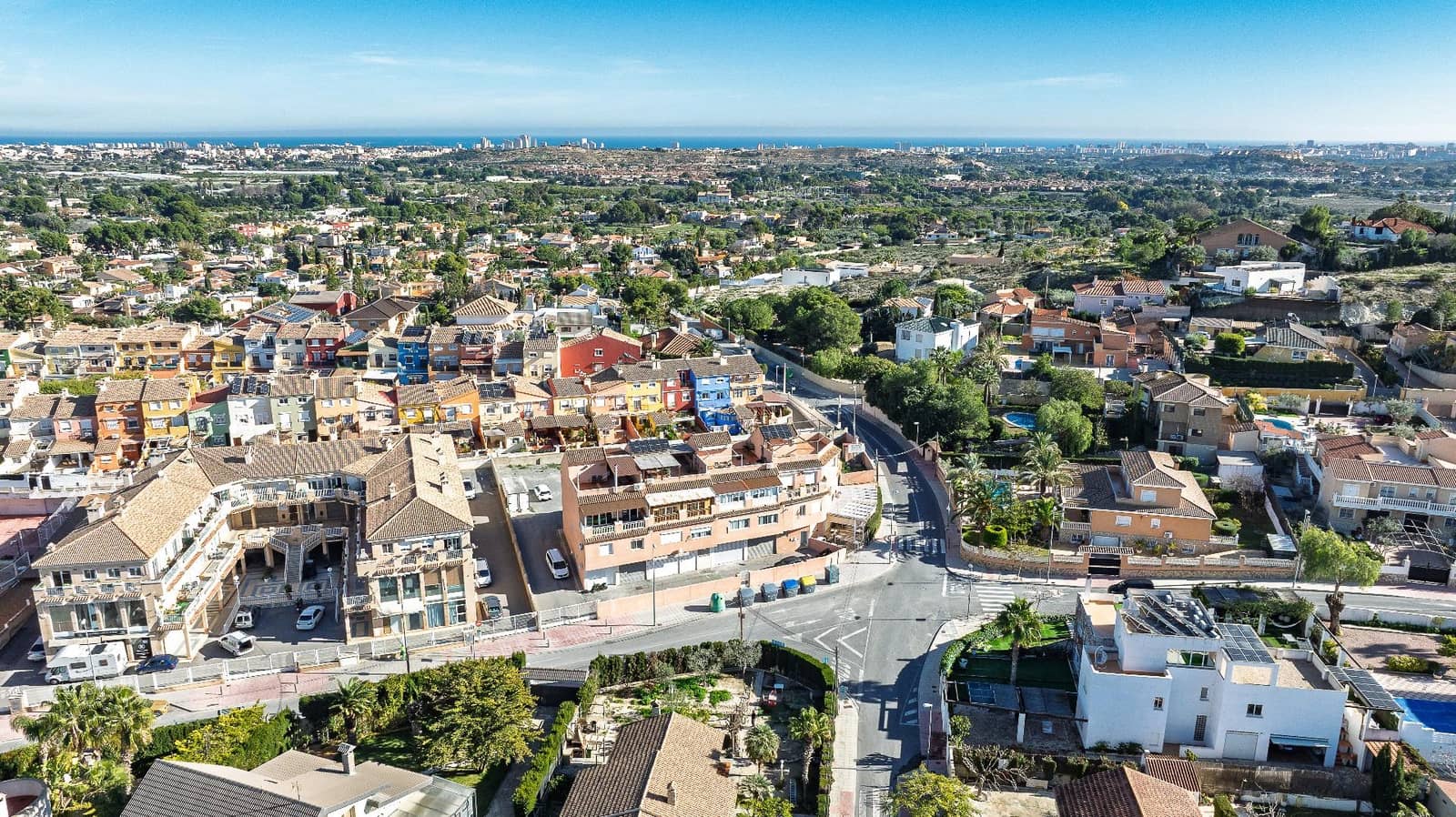 5 bedroom Penthouse for sale in Muchamiel / Mutxamel - € 330,000 (Ref: 9524255)