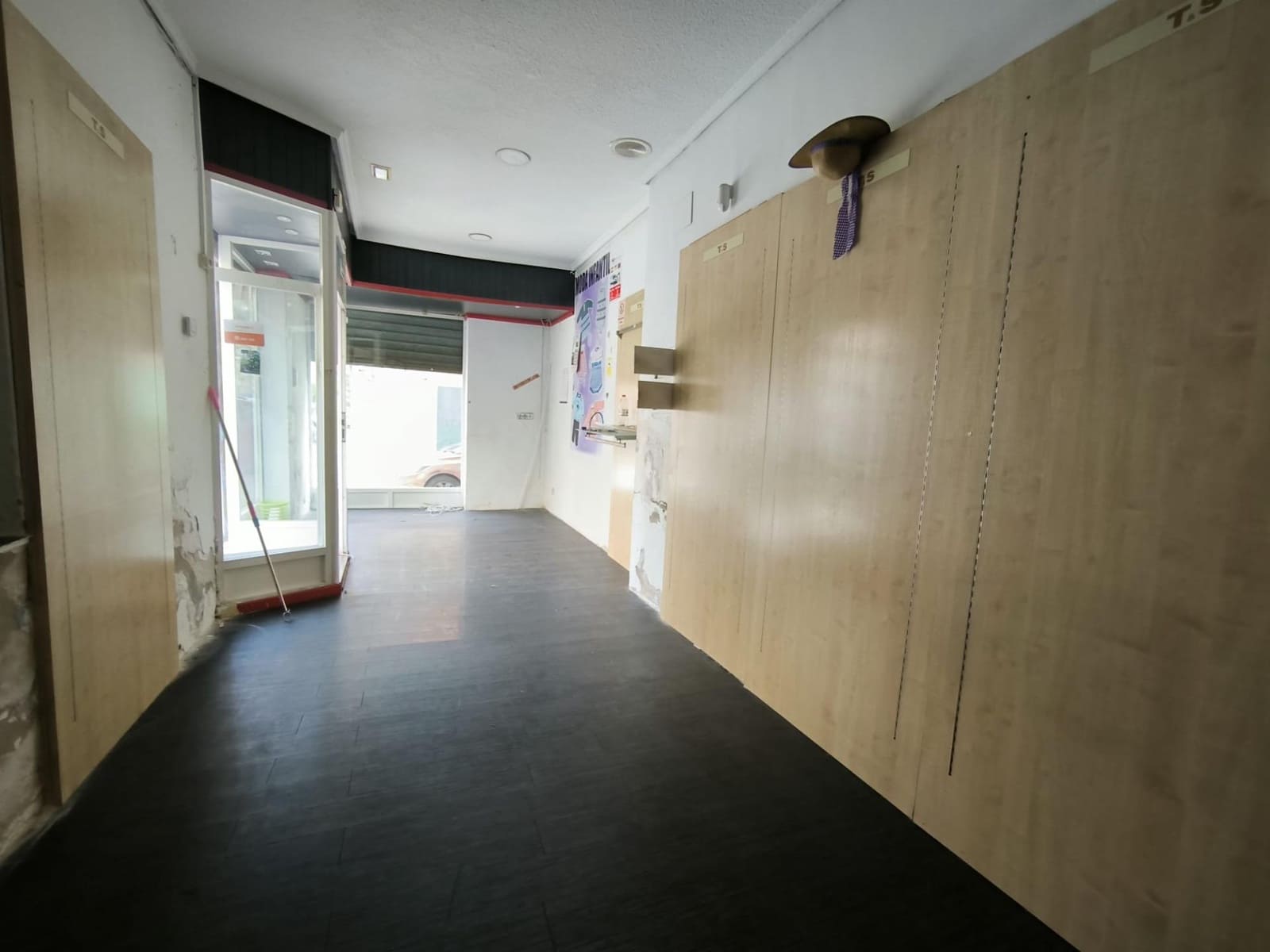 Erhverv til leje i Elche / Elx - € 800 (Ref: 9530461)