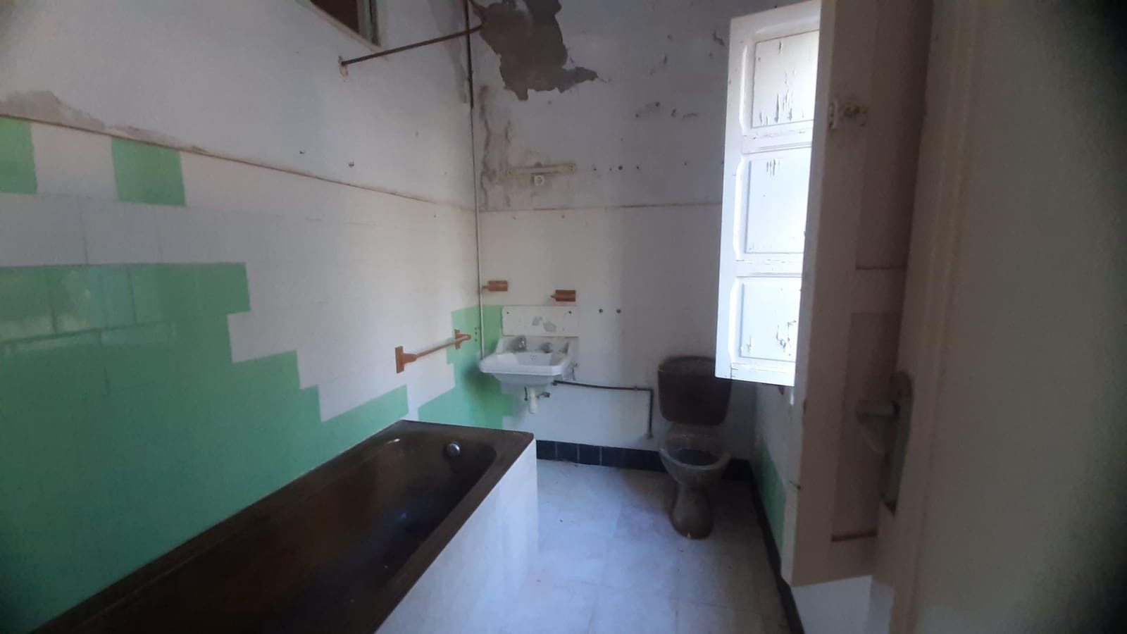 Chalet de 12 habitaciones en Dénia en venta - 817.000 € (Ref: 9533673)