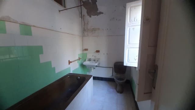 Chalet de 12 habitaciones en Dénia en venta - 817.000 € (Ref: 9533673)