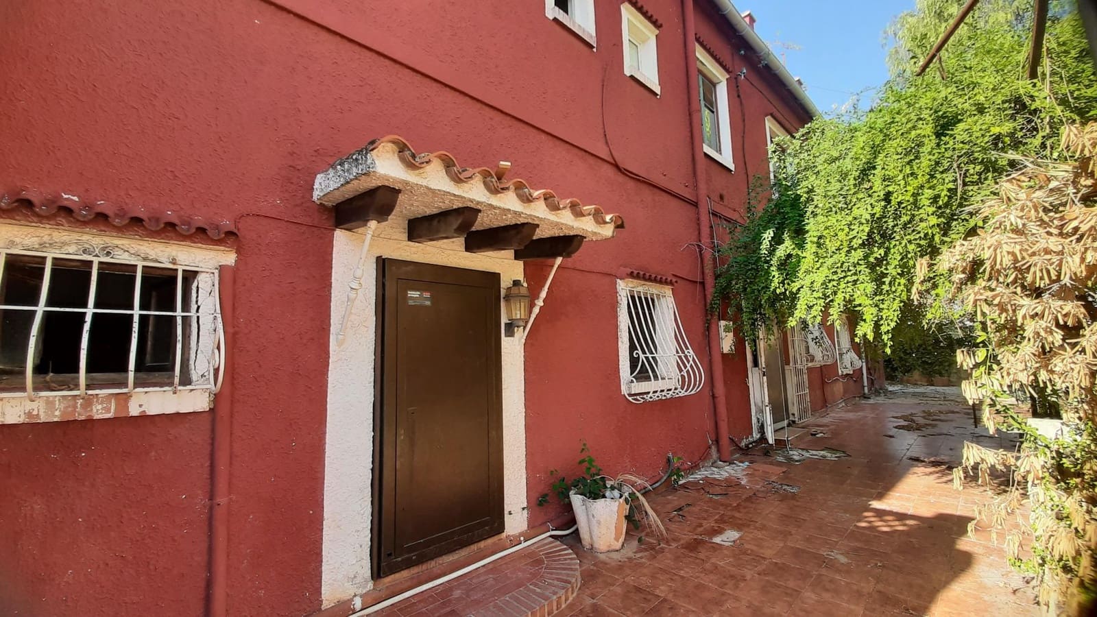 Chalet de 12 habitaciones en Dénia en venta - 817.000 € (Ref: 9533673)